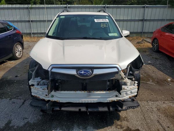 2019 SUBARU FORESTER