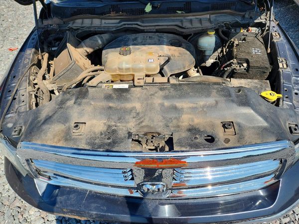 2016 RAM 1500 SLT