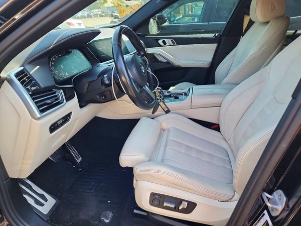 2021 BMW X6 xDrive40i