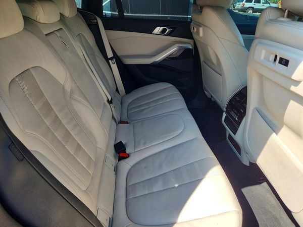 2021 BMW X6 xDrive40i