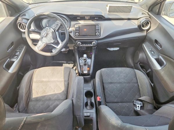 2020 NISSAN KICKS