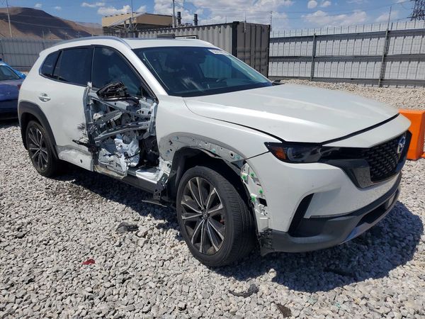 2024 MAZDA CX-50 Premium Package
