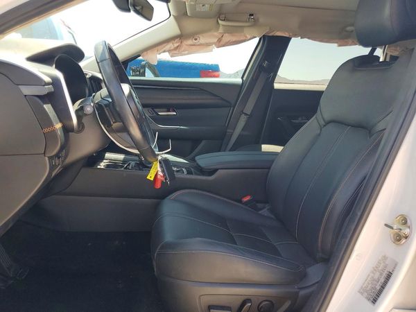 2024 MAZDA CX-50 Premium Package