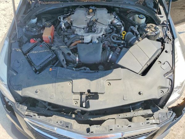2018 CADILLAC ATS V-Series — Engine bay