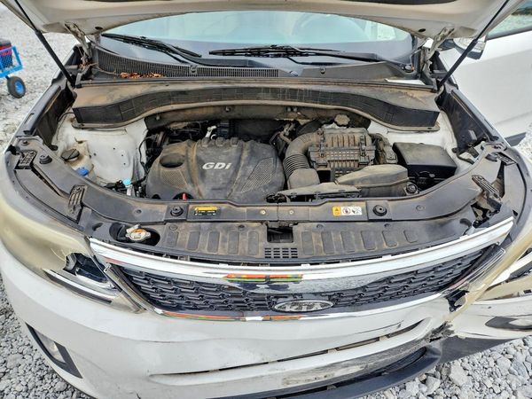 2014 KIA SORENTO Base/ LX