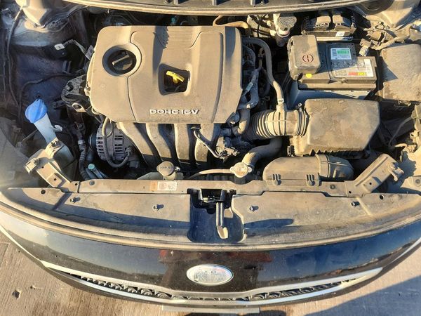 2017 KIA FORTE LX Base