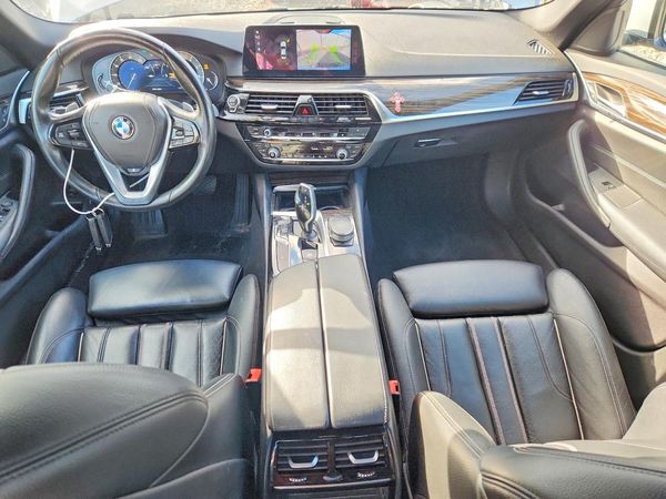 2018 BMW 530