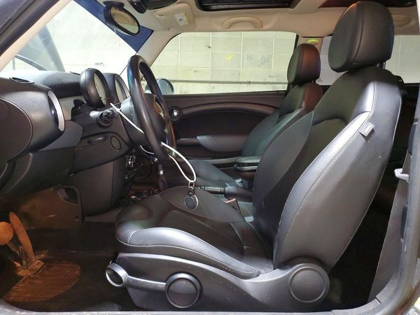2012 MINI COOPER
