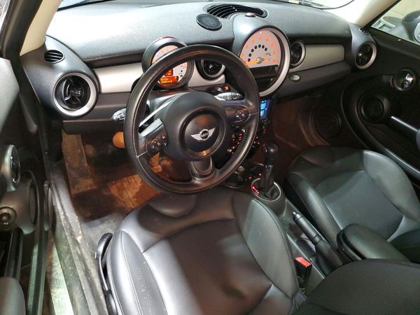 2012 MINI COOPER