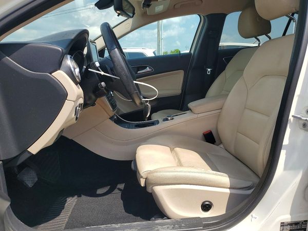 2017 MERCEDES-BENZ GLA GLA250