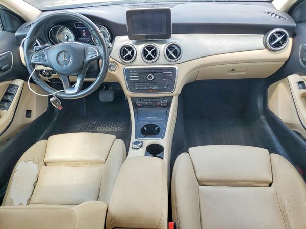 2017 MERCEDES-BENZ GLA GLA250