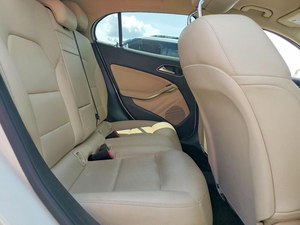 2017 MERCEDES-BENZ GLA GLA250