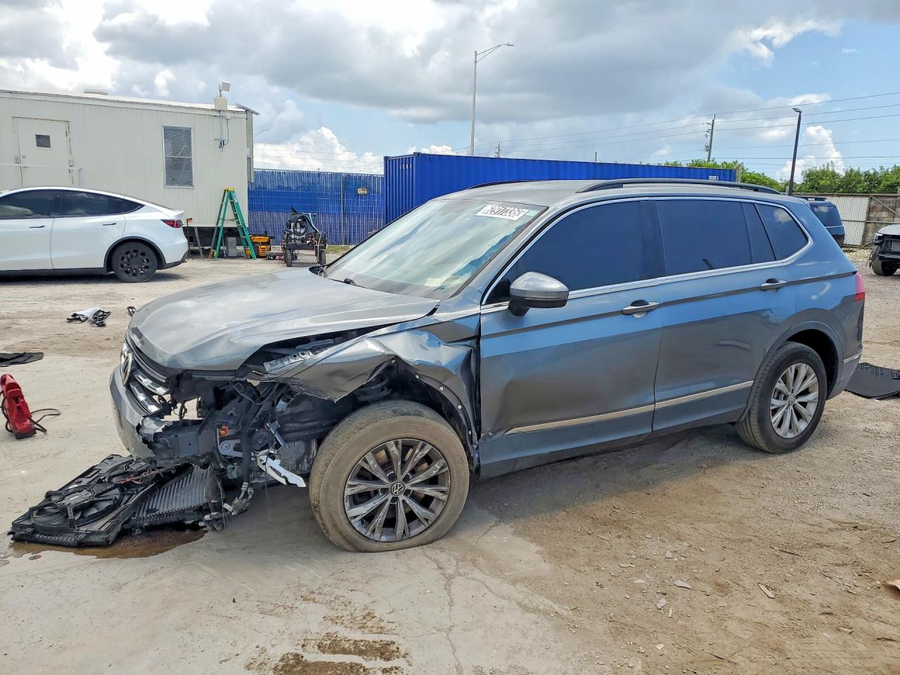 2018 VOLKSWAGEN TIGUAN SE, SEL