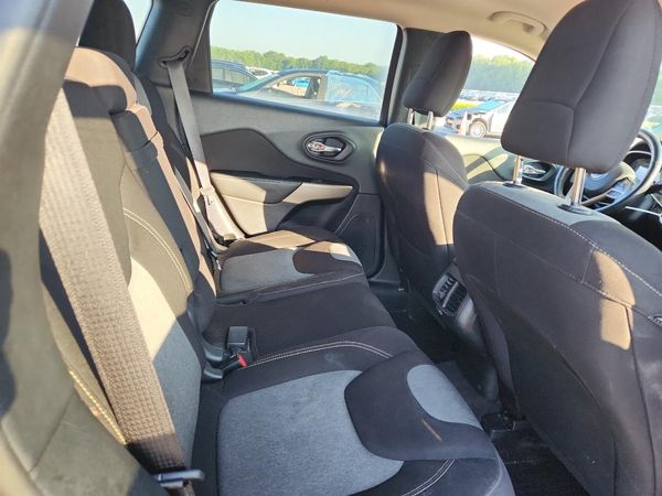 2018 JEEP CHEROKEE