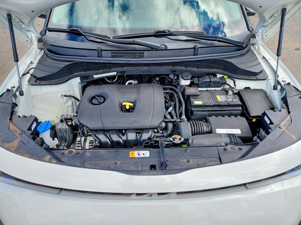 2025 KIA SOUL EX — Engine bay