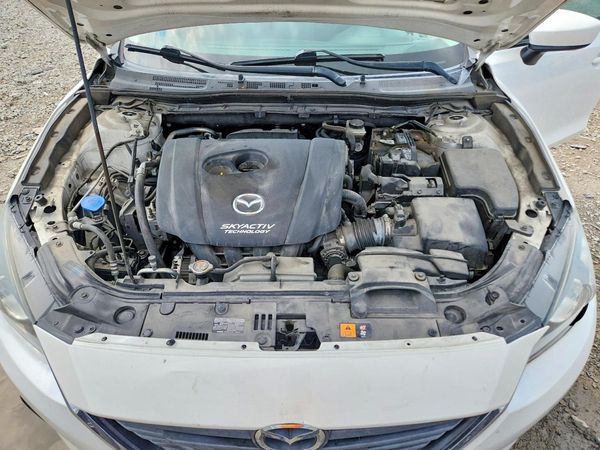 2015 MAZDA 3 Sport/GX