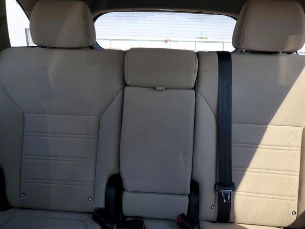 2016 KIA SORENTO L / LX