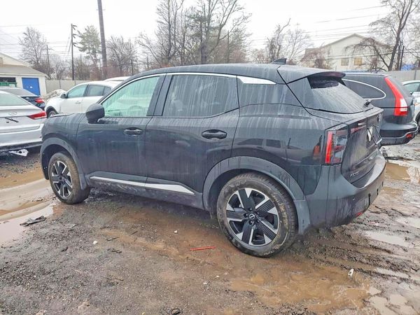 2025 NISSAN KICKS
