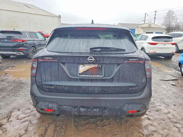 2025 NISSAN KICKS