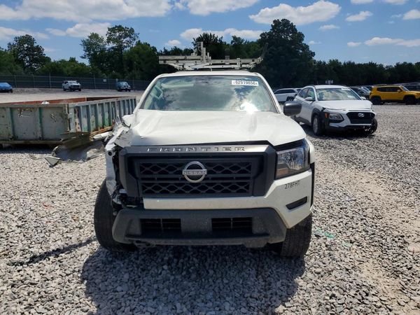 2024 NISSAN FRONTIER