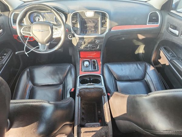 2018 CHRYSLER 300