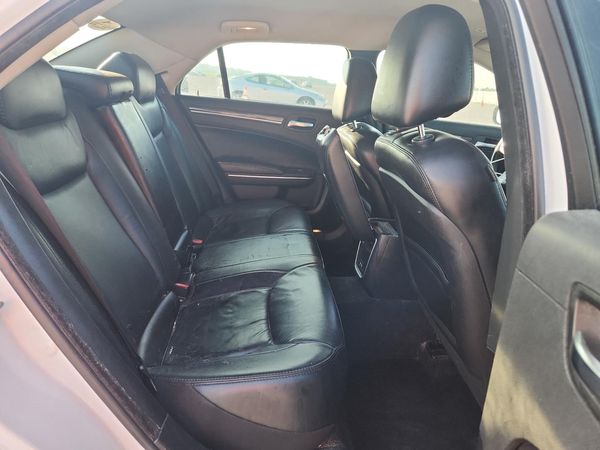 2018 CHRYSLER 300