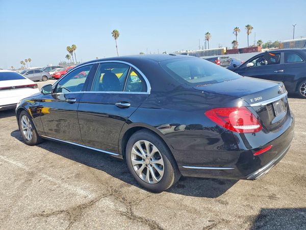 2017 MERCEDES-BENZ E E300
