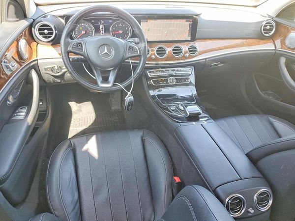 2017 MERCEDES-BENZ E E300