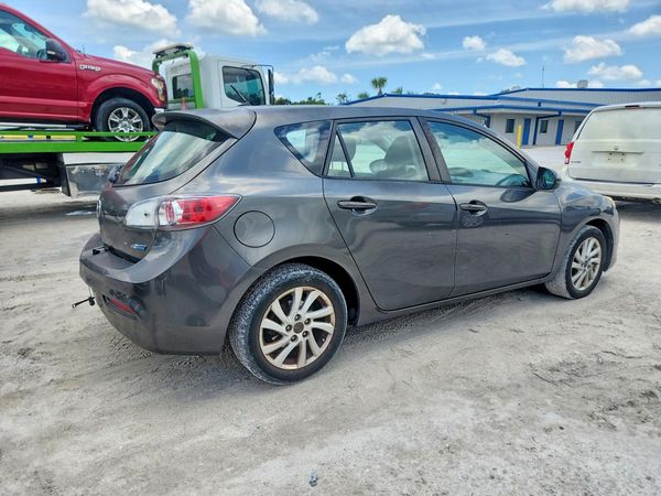 2013 MAZDA 3 Touring/GS