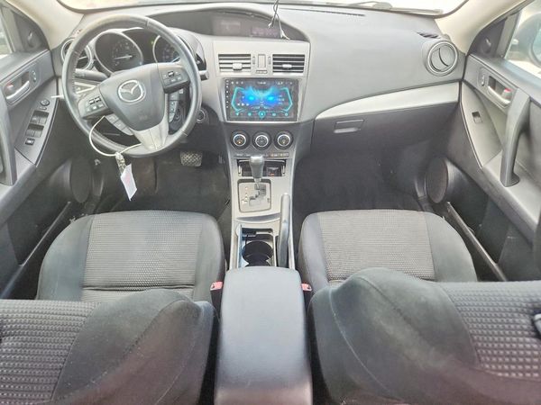 2013 MAZDA 3 Touring/GS