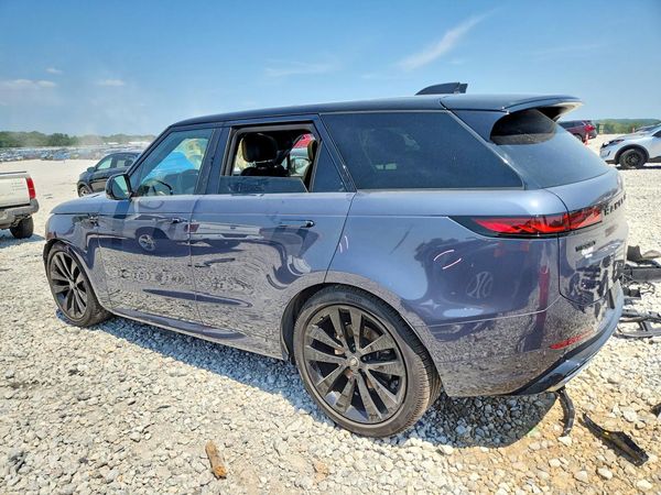 2025 LAND ROVER RANGE ROVER SPORT P400 Dynamic SE