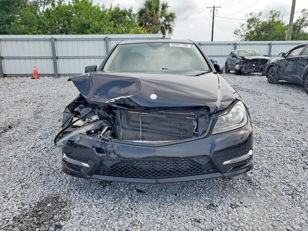 2014 MERCEDES-BENZ C C250