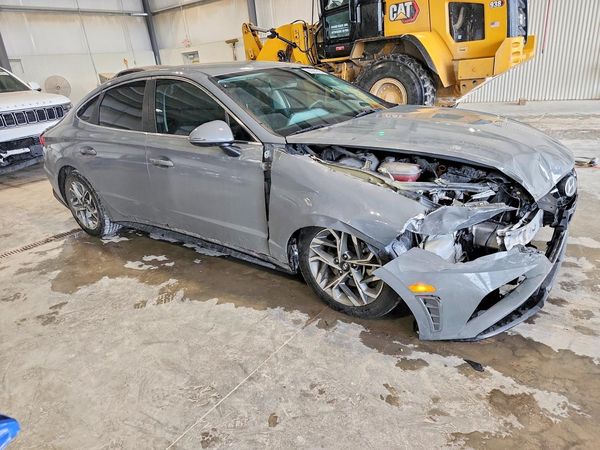 2022 HYUNDAI SONATA SEL