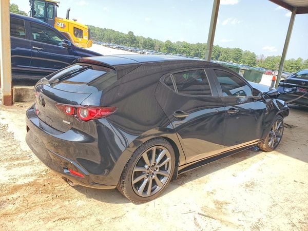 2023 MAZDA 3