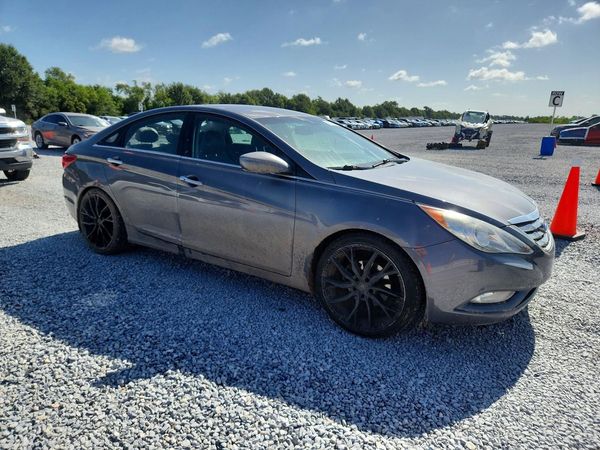 2012 HYUNDAI SONATA Middle level