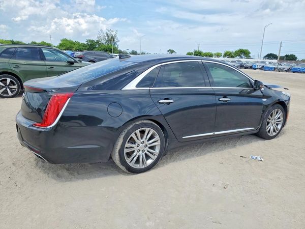 2018 CADILLAC XTS