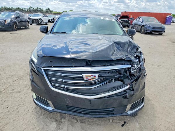 2018 CADILLAC XTS