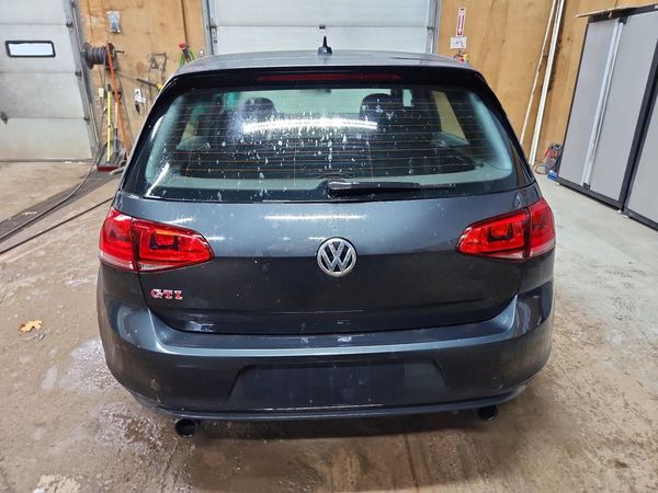 2017 VOLKSWAGEN GTI