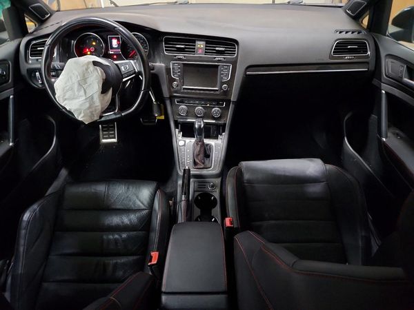 2017 VOLKSWAGEN GTI