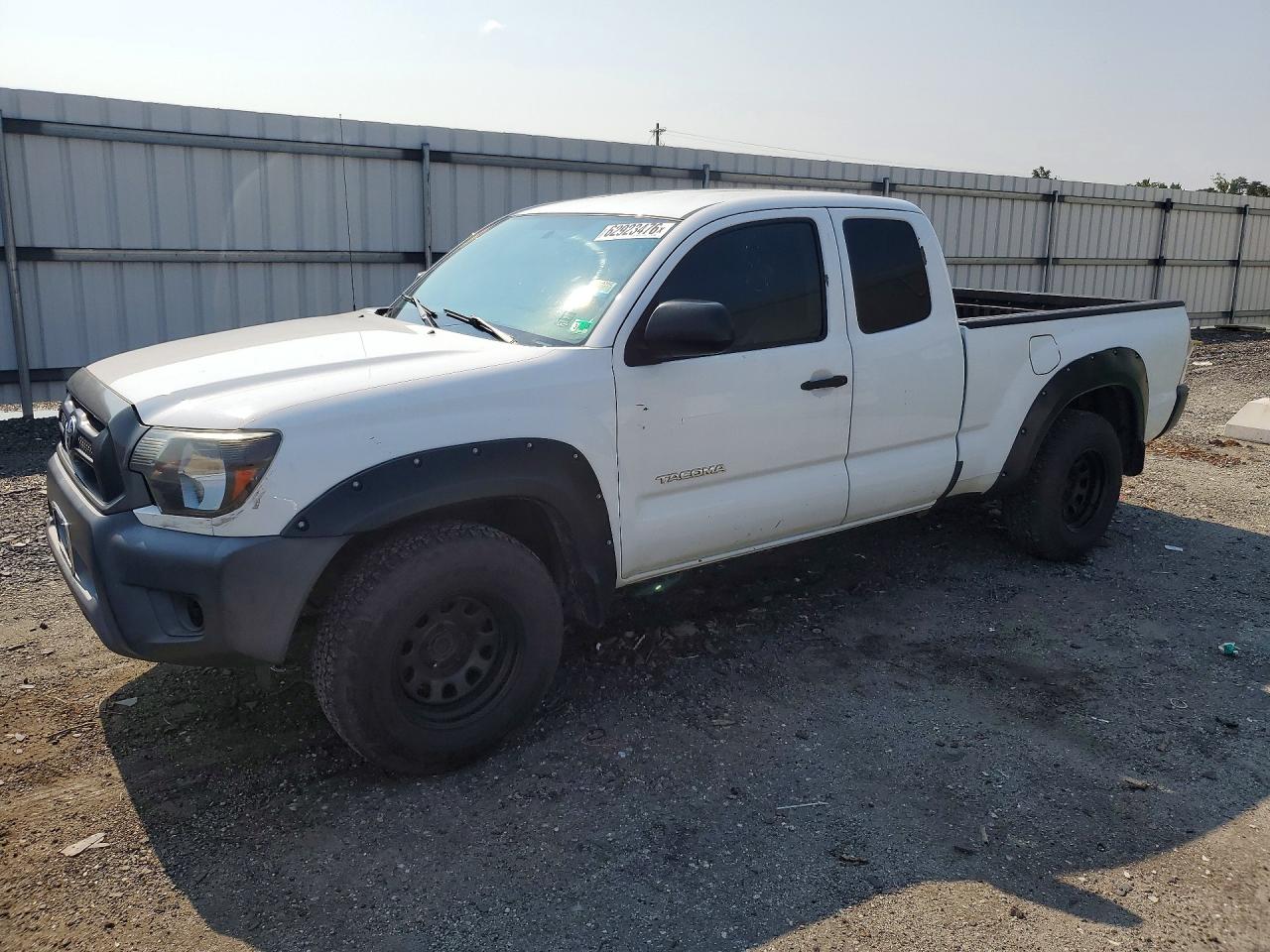 2015 TOYOTA TACOMA Delux Grade