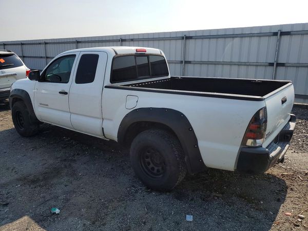 2015 TOYOTA TACOMA Delux Grade
