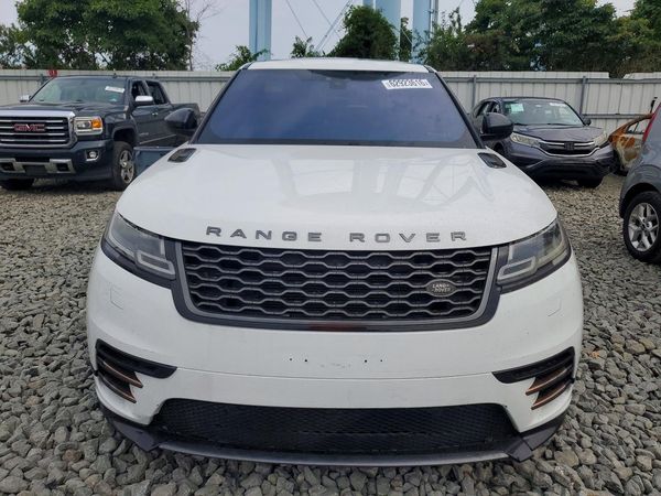 2018 LAND ROVER RANGE ROVER VELAR R-Dynamic SE