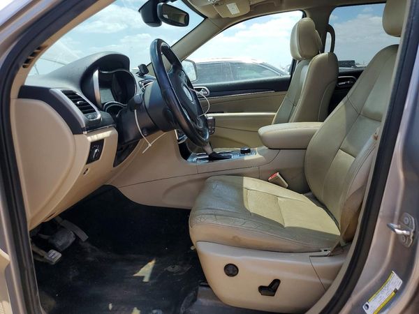2020 JEEP CHEROKEE Limited — DENT