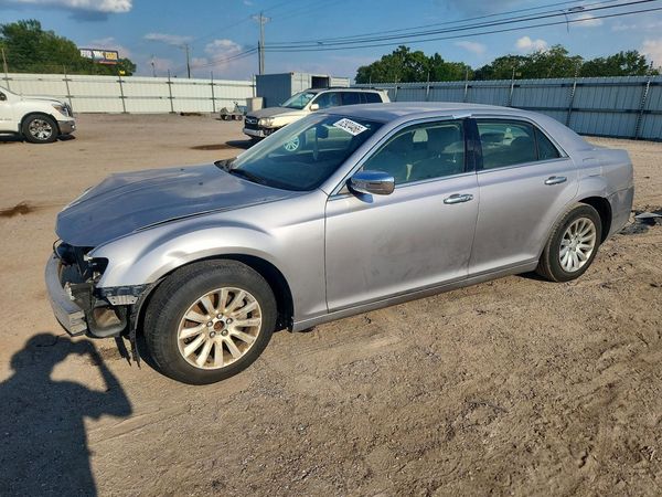 2014 CHRYSLER 300