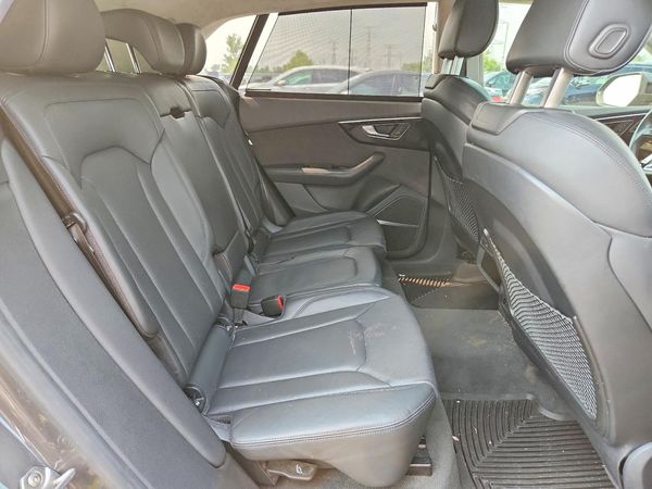 2019 AUDI Q8