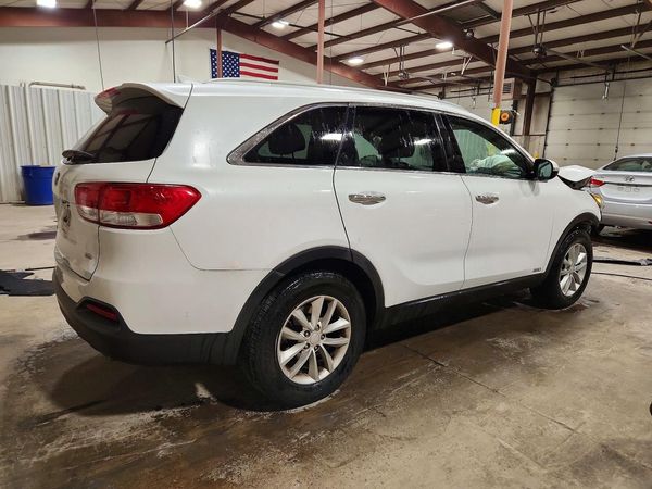 2018 KIA SORENTO L, LX