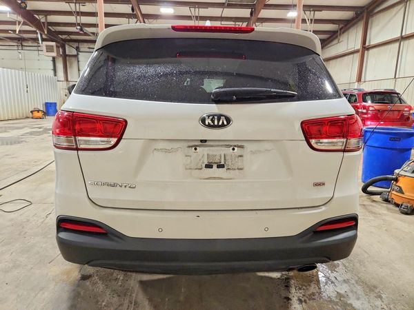 2018 KIA SORENTO L, LX