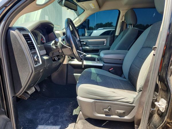 2014 RAM 1500 SLT