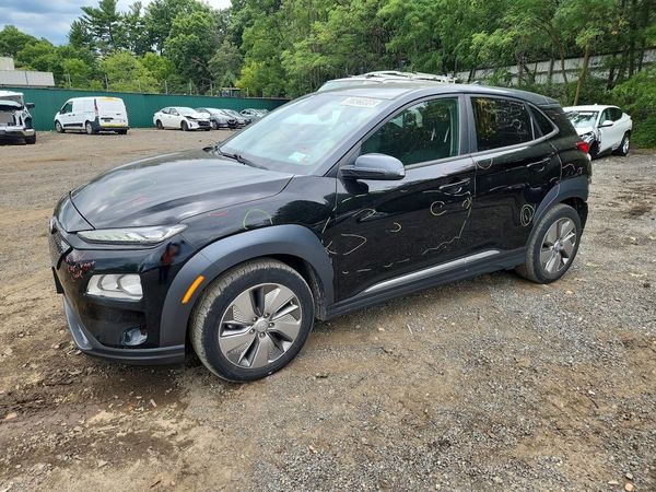 2021 HYUNDAI KONA SEL
