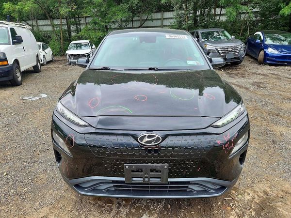 2021 HYUNDAI KONA SEL